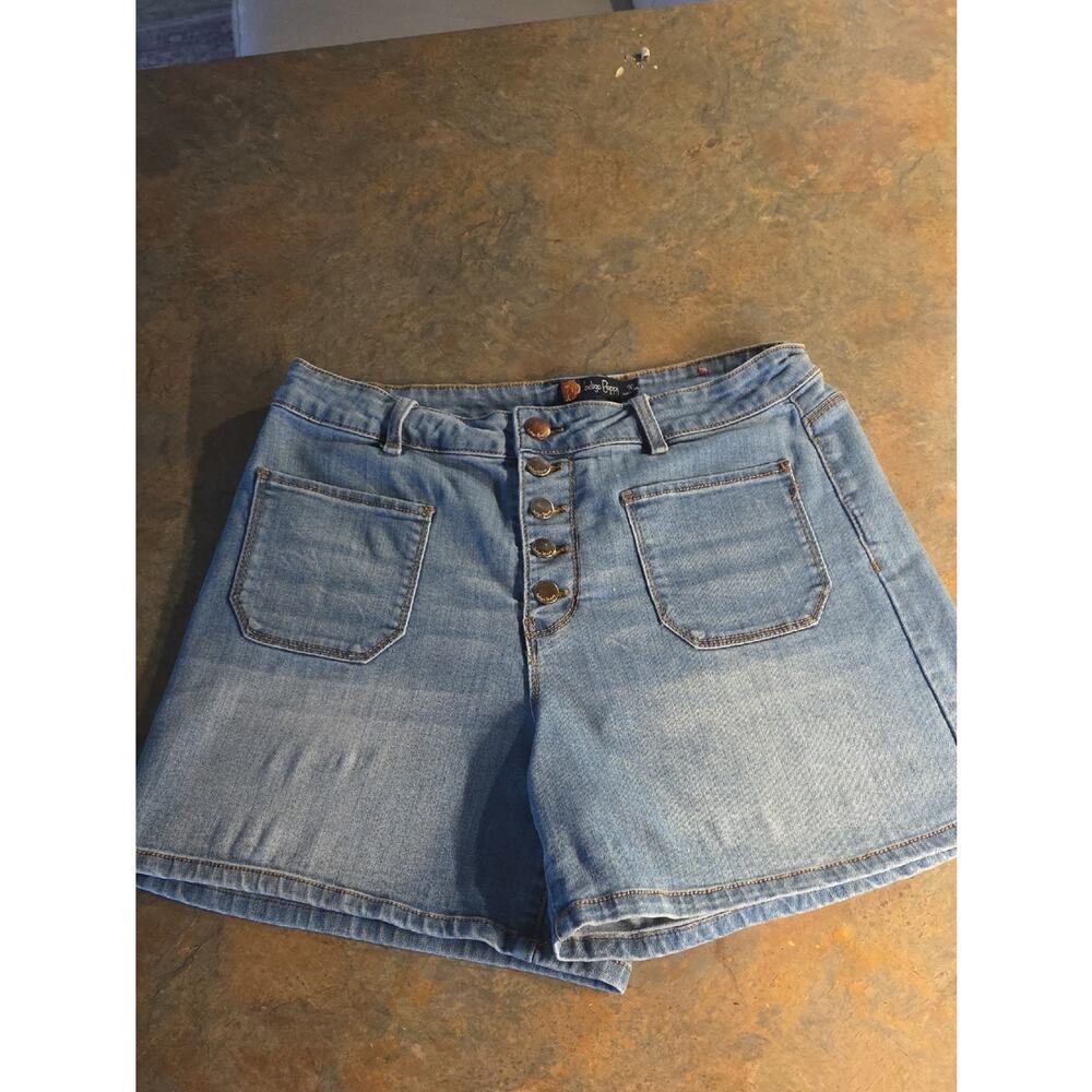 Indigo Poppy Light Wash Denim Shorts